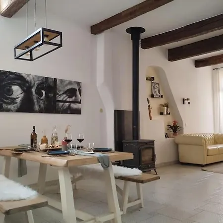Апартаменты Maison Authentique 2 Chambres